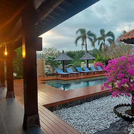 Bale Solah Lombok Holiday Resort Senggigi Bagian luar foto